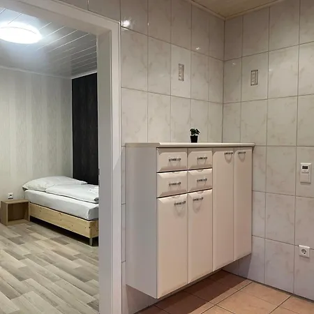 T&k - - 5 Einfamilienhaus メーアブッシュ