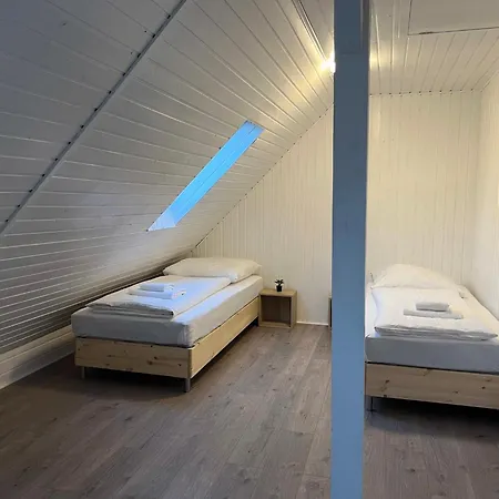 T&k - - 5 Einfamilienhaus メーアブッシュ